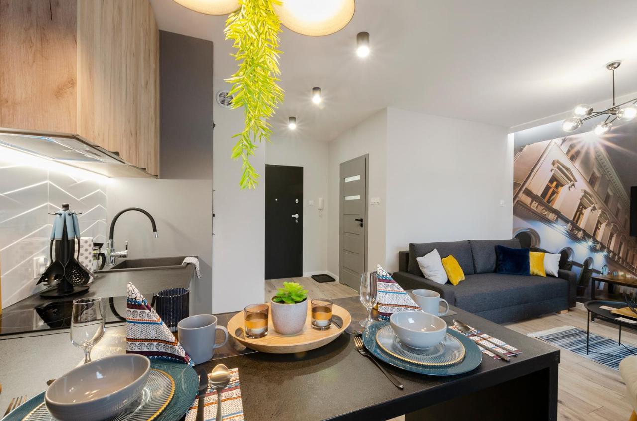 East Side Apartments Лодз Екстериор снимка