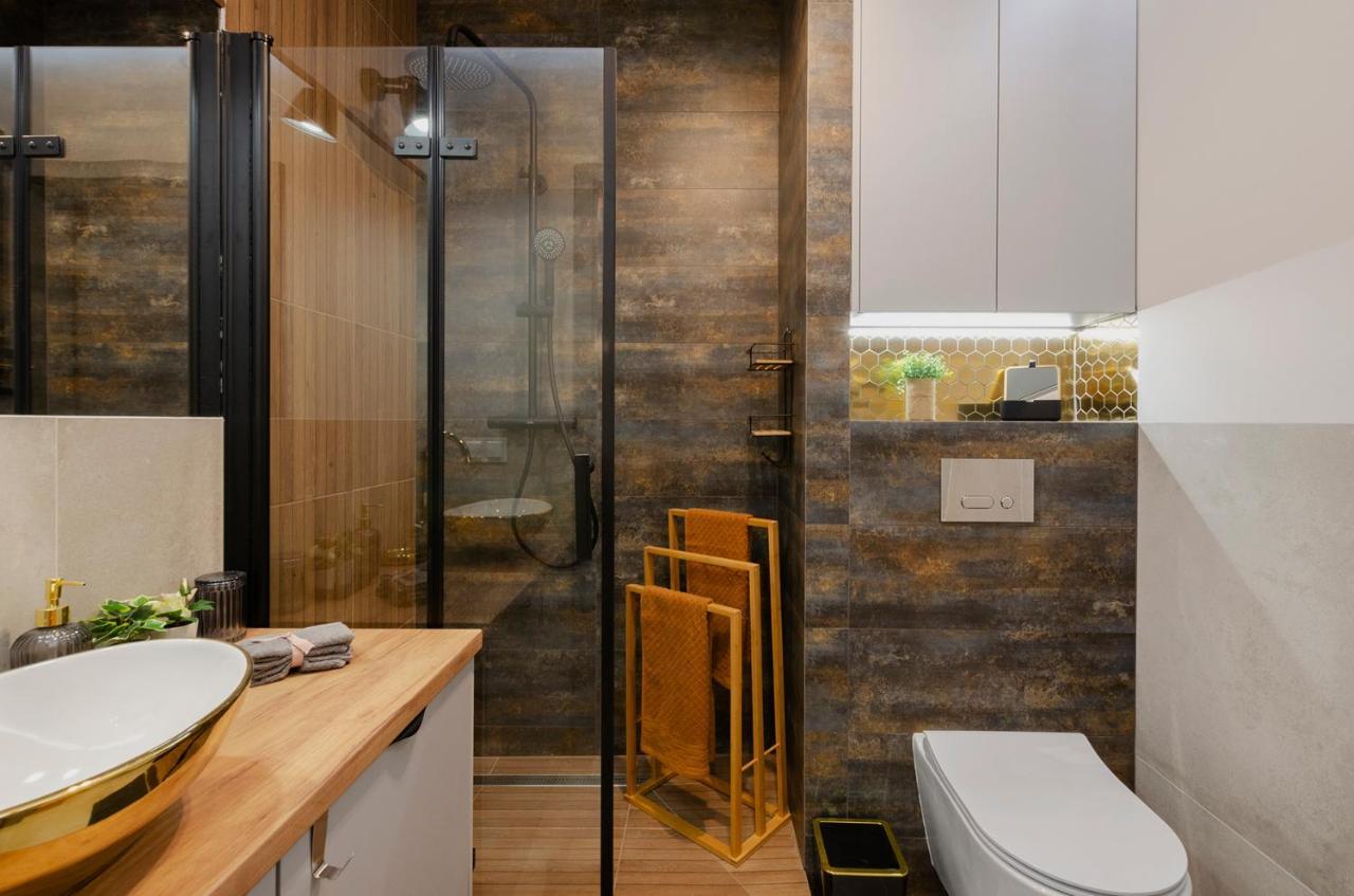 East Side Apartments Лодз Екстериор снимка