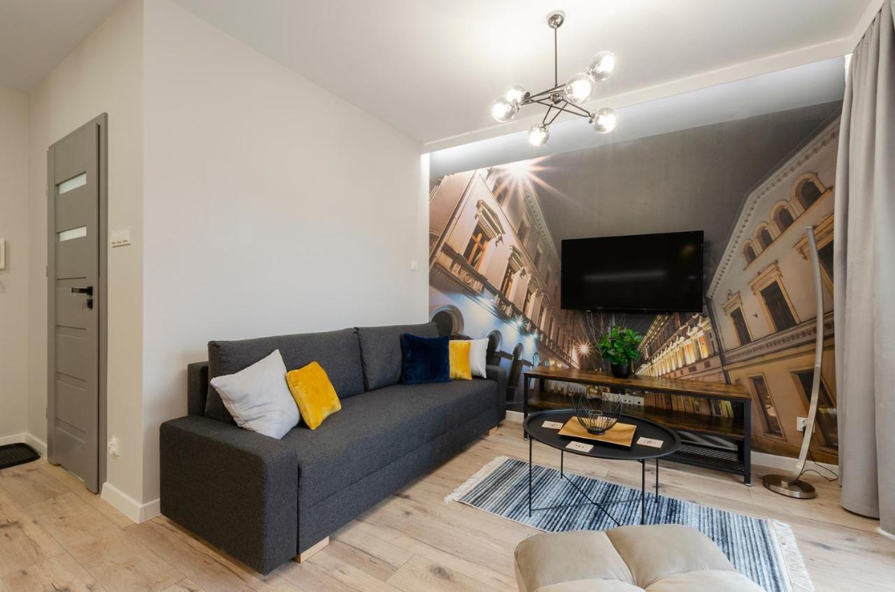 East Side Apartments Лодз Екстериор снимка
